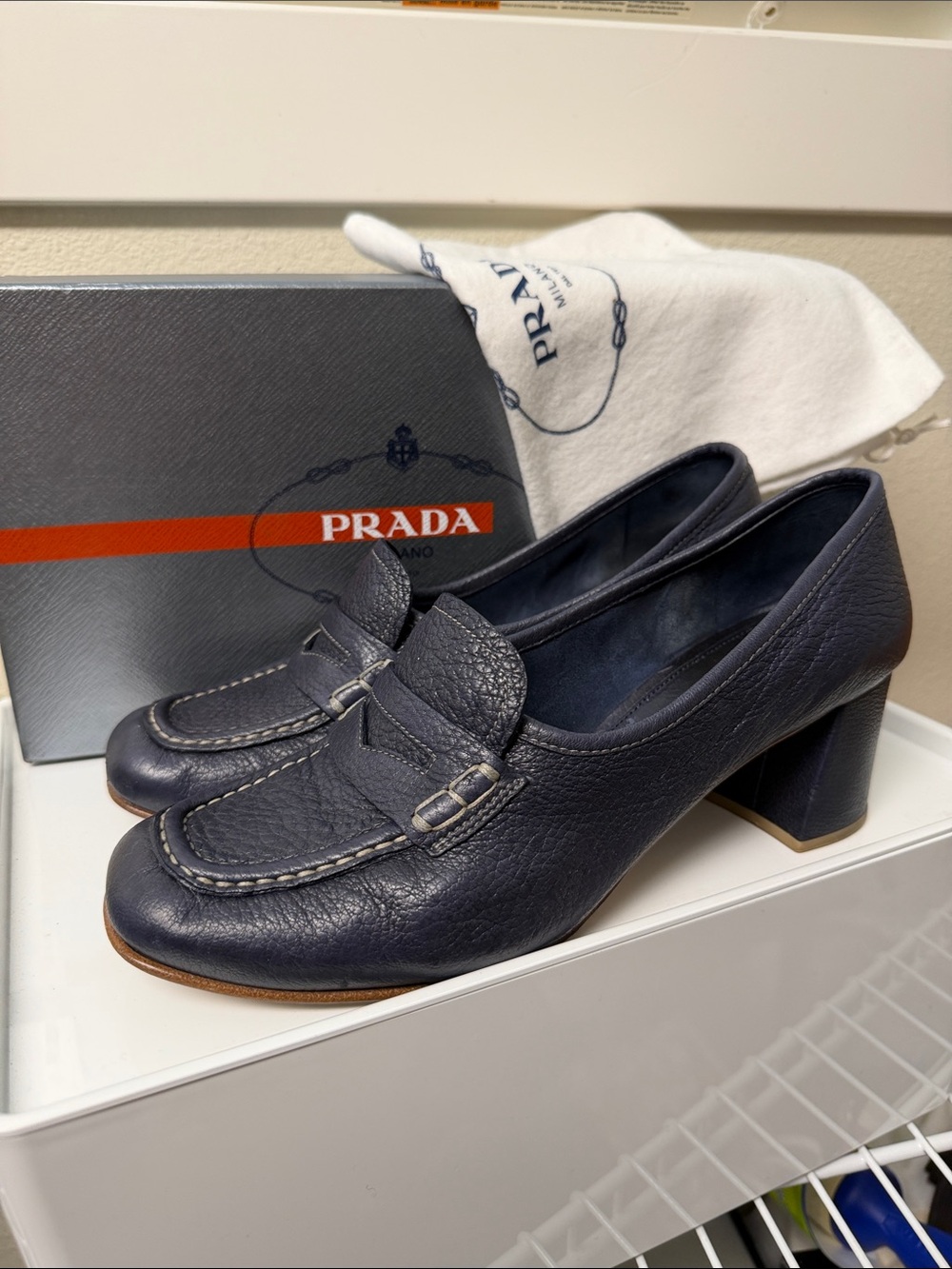 PRADA Slate Navy Leather Penny Loafer Block Heels Pumps Sz 40 IT Made in Italy